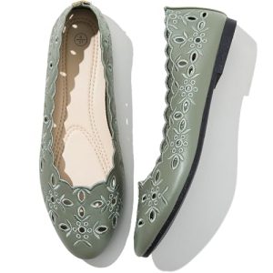 Women's Comfortable Dress Shoes Ballet Flats Slip On Shoes Black Flats Round Toe PU Leather Flats Summer with Floral Eyelets